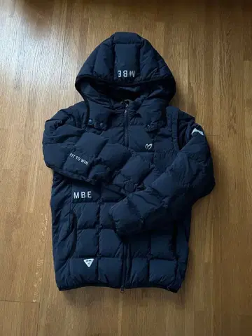 MASTER BUNNY EDITION 다운 자켓