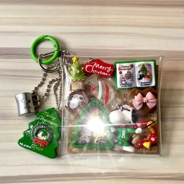 가챠 파우치 그린 크리스마스 PEANUTS