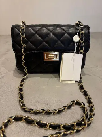 [ AULENTTI/오렌티 ] 퀼팅 체인 미니백