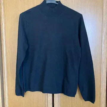 캐시미어 100% 블랙 터틀넥