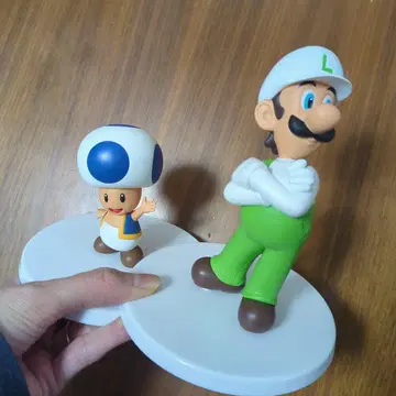 루이지와 버섯 피규어 세트