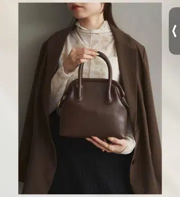 Gem by russet Shape Hand Bag 브라운