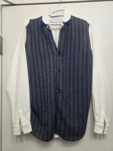 TOMORROWLAND 투모로우랜드 이소재 절개 셔츠 XS