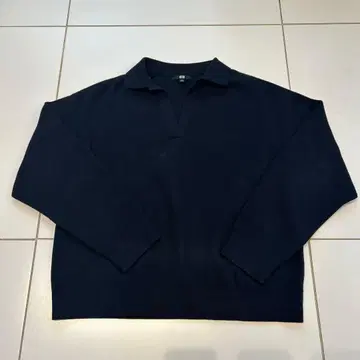UNIQLO 네이비 폴로넥 여성용 긴팔 니트