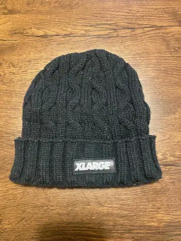 XLARGE 블랙 케이블 니트 모자