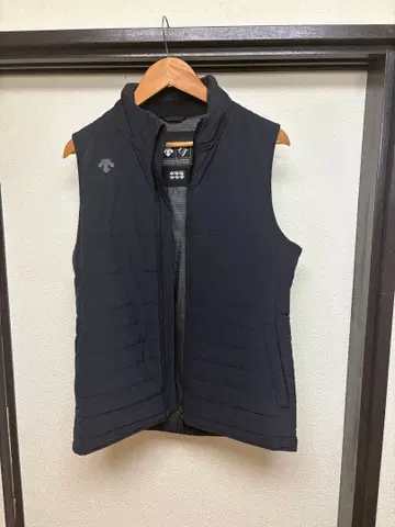 데상트 충전솜 써모 골프 베스트 L