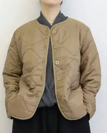 신상품 퀼팅 자켓 베이지 사이즈 L~LL 새상품