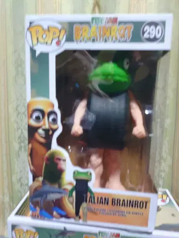 이탈리안 레인 로트 툰툰툰 사프르 보네카 앙 장미브