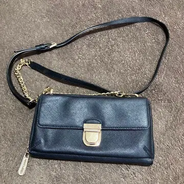MICHAEL KORS 블랙 숄더