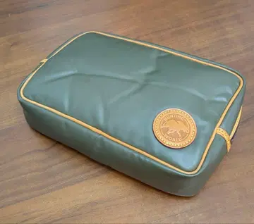 Made in France 헌팅월드 클러치백 새상품급