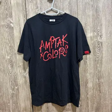 AMPTAK x COLORS 블랙 T셔츠