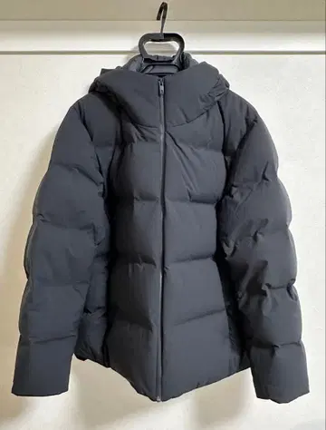 유니클로 심리스 다운 후드티 남성용 XL