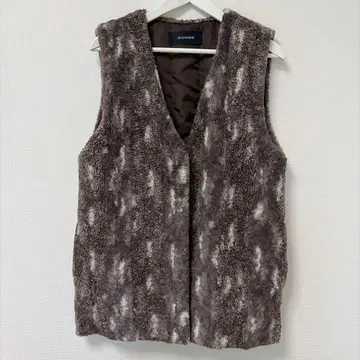 JEANASIS 절개 패턴 퍼 베스트