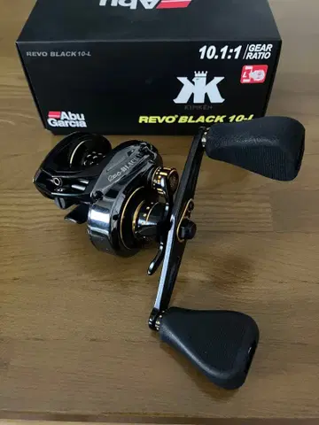 Abu Garcia REVO BLACK 10-L