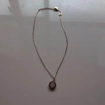 MARC JACOBS 핑크 라운드 펜던트 목걸이