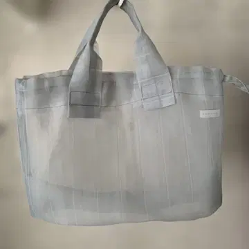 그레이 메쉬 토트백