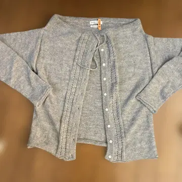 뷔르데사봉 가디건