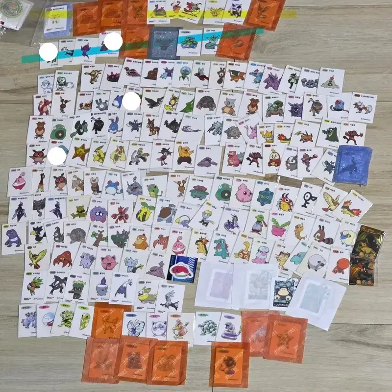 띠부실 띠부씰 띠부 포켓몬 코난 디지몬 쿠키런 짱구 산리오 교환 판매