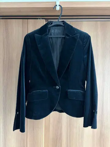 블랙 벨로아 테일러드 자켓