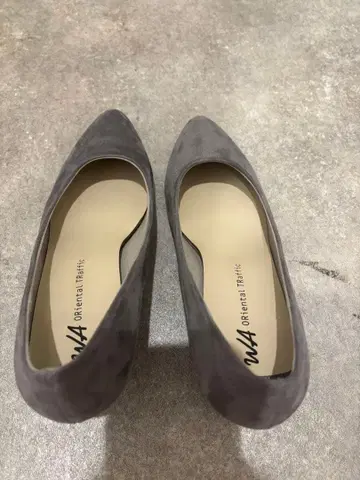 오리엔탈 트래픽 24.5~25 그레이 펌프스 39