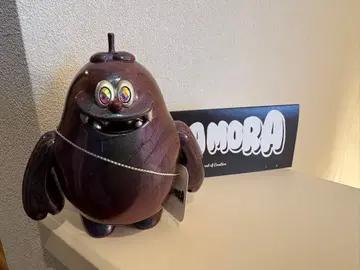 모라모라 퍼플 피규어 편광 소프트 비닐