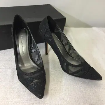 GRACE CONTINENTA 라인 패턴 펌프스 하이힐