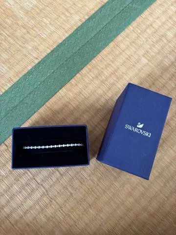 스와로브스키 팔찌