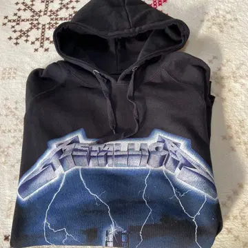 Metallica 번개 그래픽 후드티 M 사이즈