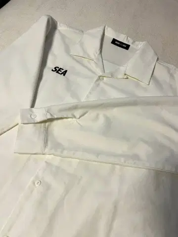 WINDANDSEA mid90s 화이트 긴팔 셔츠