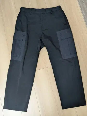 UNITED TOKYO 블랙 카고 팬츠 사이즈 3