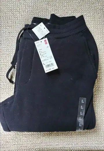 유니클로 보아 안감 스웨트 팬츠