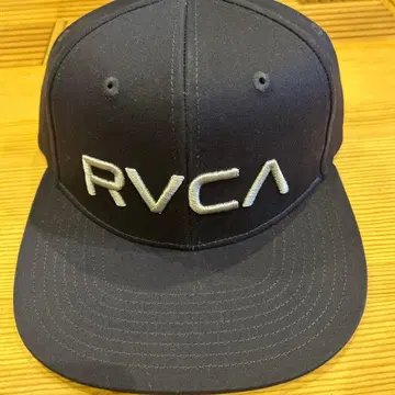 [ 미사용품 ] RVCA (루카) 네이비 캡