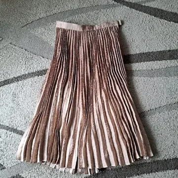 미사용 [ 폴 스튜어트 ] 삼양상회 그라데이션 화사함 플리츠