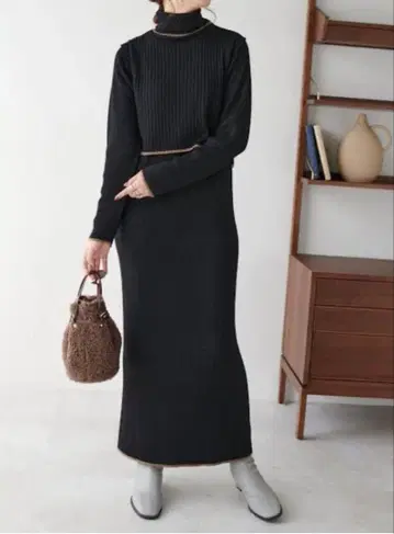 리브 세일러 부착 니트 원피스