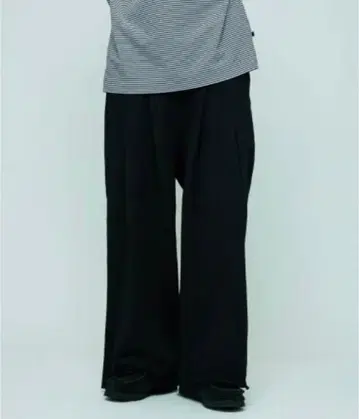 저널 스탠다드 맨투맨 캐논 이지 팬츠