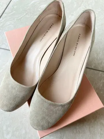 [새상품급] FABIO RUSCONI 스웨이드 펌프스 38 1/2