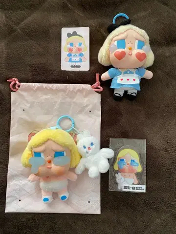 POP MART/CRY BABY crying again 시크릿 앨리스