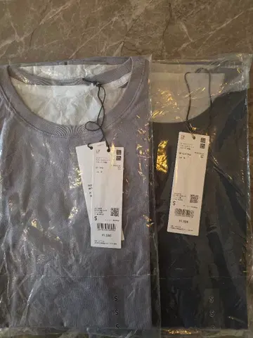 [ 새상품 2장 SET ] UNIQLO 수피마 코튼 릴랙스 핏 T셔츠