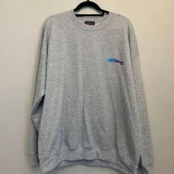 Six Helmets 그레이 맨투맨 시헬멧츠