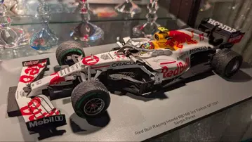 [ 새상품급 ] 레드불 혼다 RB16B 감사호 1/18 세르지오 페레즈