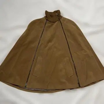 BCBGMAXAZRIA 여성용 판초 아우터