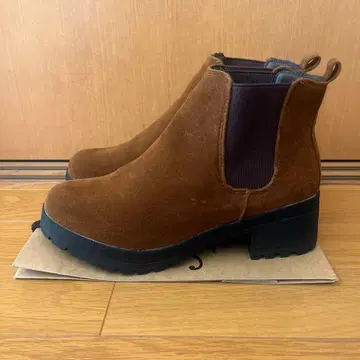 로웨나 벨로아 부츠