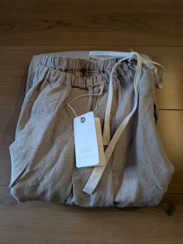 이나 ina 린넨 허리끈 턱 스커트 새상품급