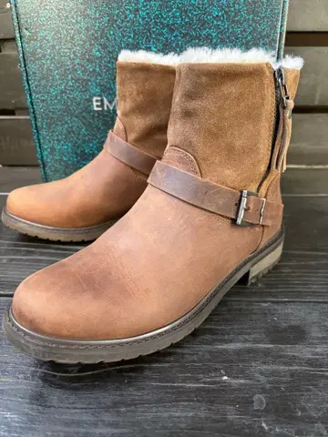 상자 포함 상태 양호 EMU 브라운 어그 부츠 지퍼 달린