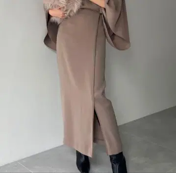 anuans 더블 크로스 파이핑 타이트 스커트