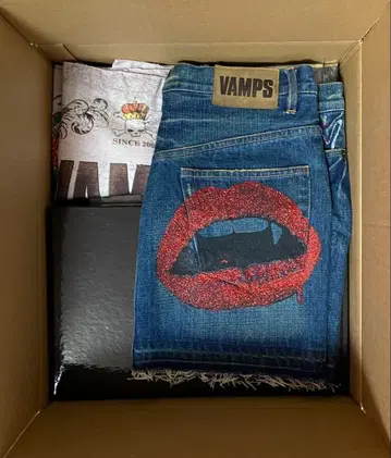 VAMPS 라이브 굿즈 달력 등 9점 세트 HYDE