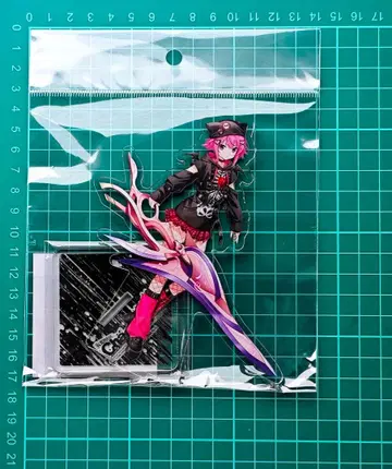 CHAOS;CHILD 10주년 기념 아크릴 스탠드 오노에 세리카 지뢰계