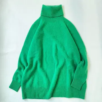 새상품급 [플라주] 캐시미어 100 터틀넥 니트 풀오버 넉넉한