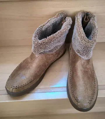 SKECHERS 숏부츠 23.5