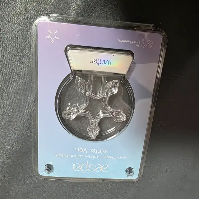 에스파 윈터 응원봉 엠블럼